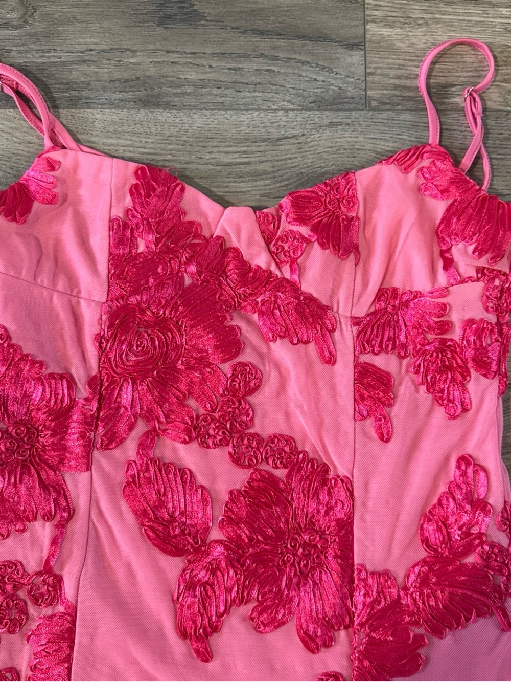 Peppermayo Alivia Pink Floral Mini Dress - Picture 7 of 8